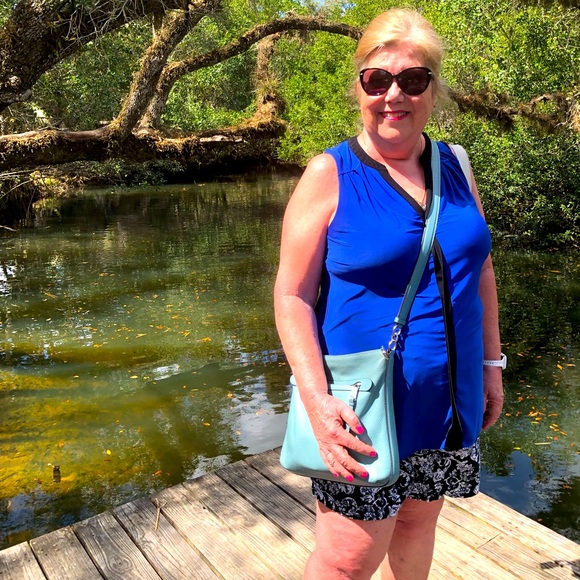 SHOP MY CLOSET - Picture 1 of 1